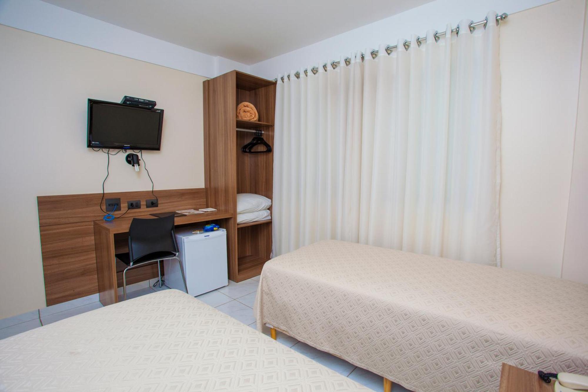 Estoril Hotel Marília الغرفة الصورة